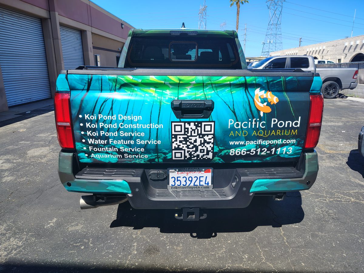 The tailgate lists the services The tailgate lists the services